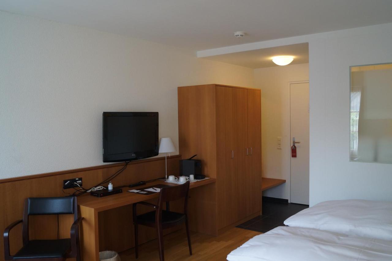 Gasthof Zum Roten Lowen Hotel Rohrdorf Esterno foto